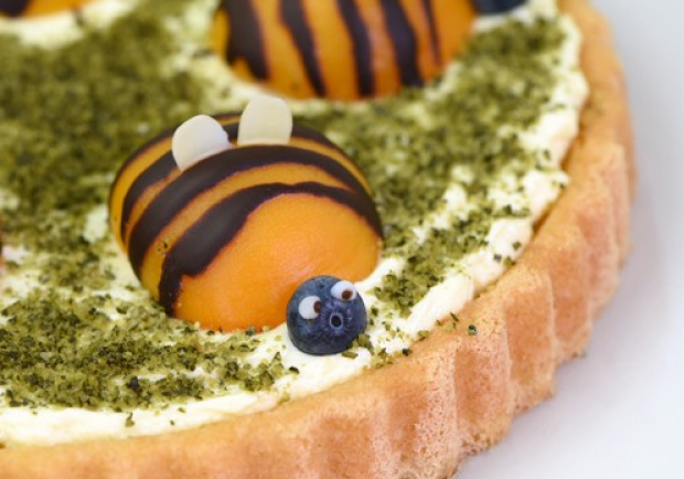 Marillen-Bienen-Kuchen Rezept